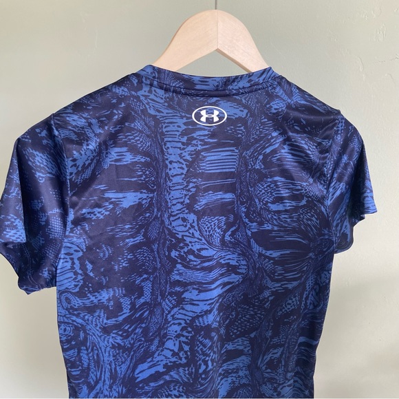 UNDER ARMOUR, Size M - Picture 5 of 7